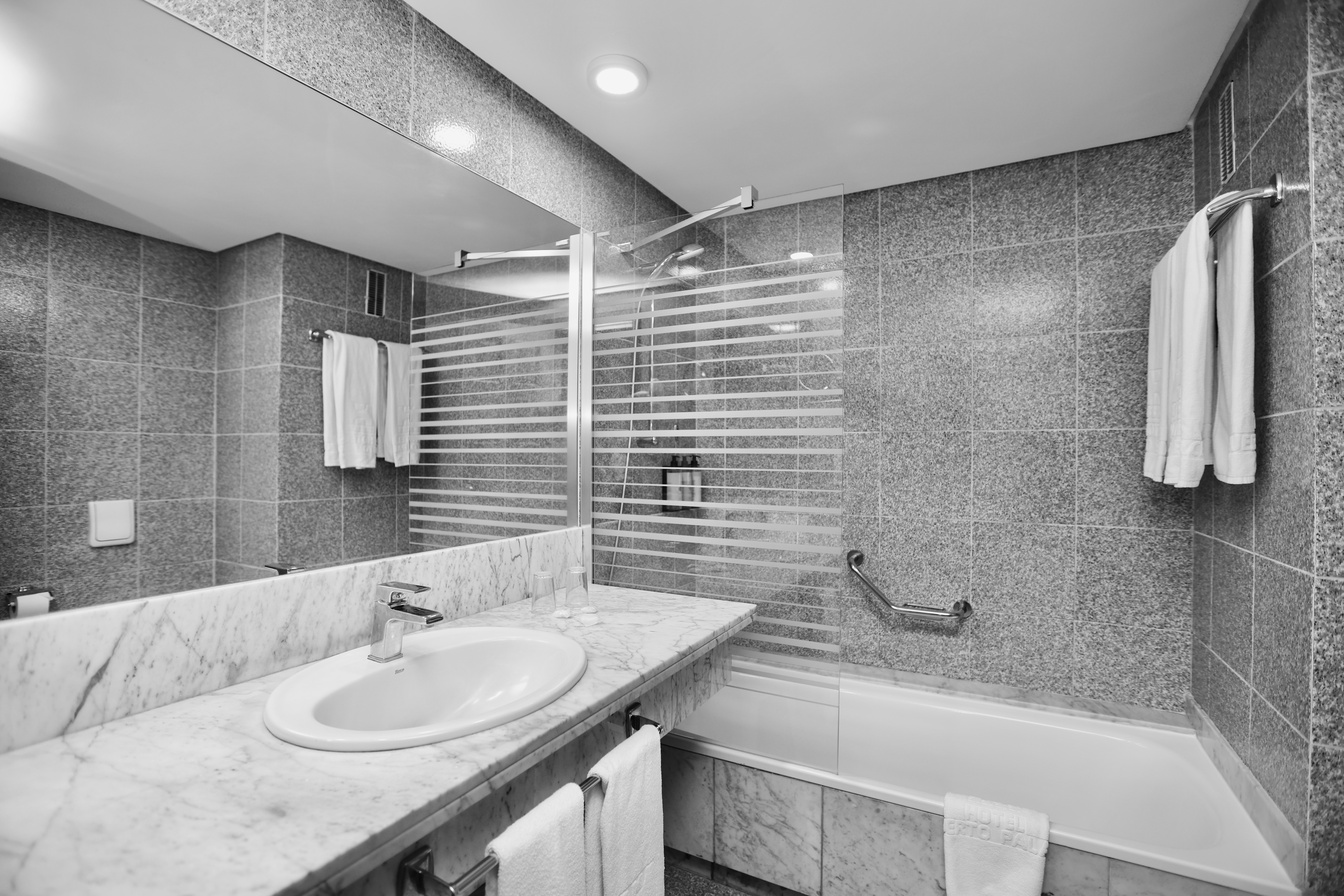 Single Standard Room With Balcony Or Terrace 4