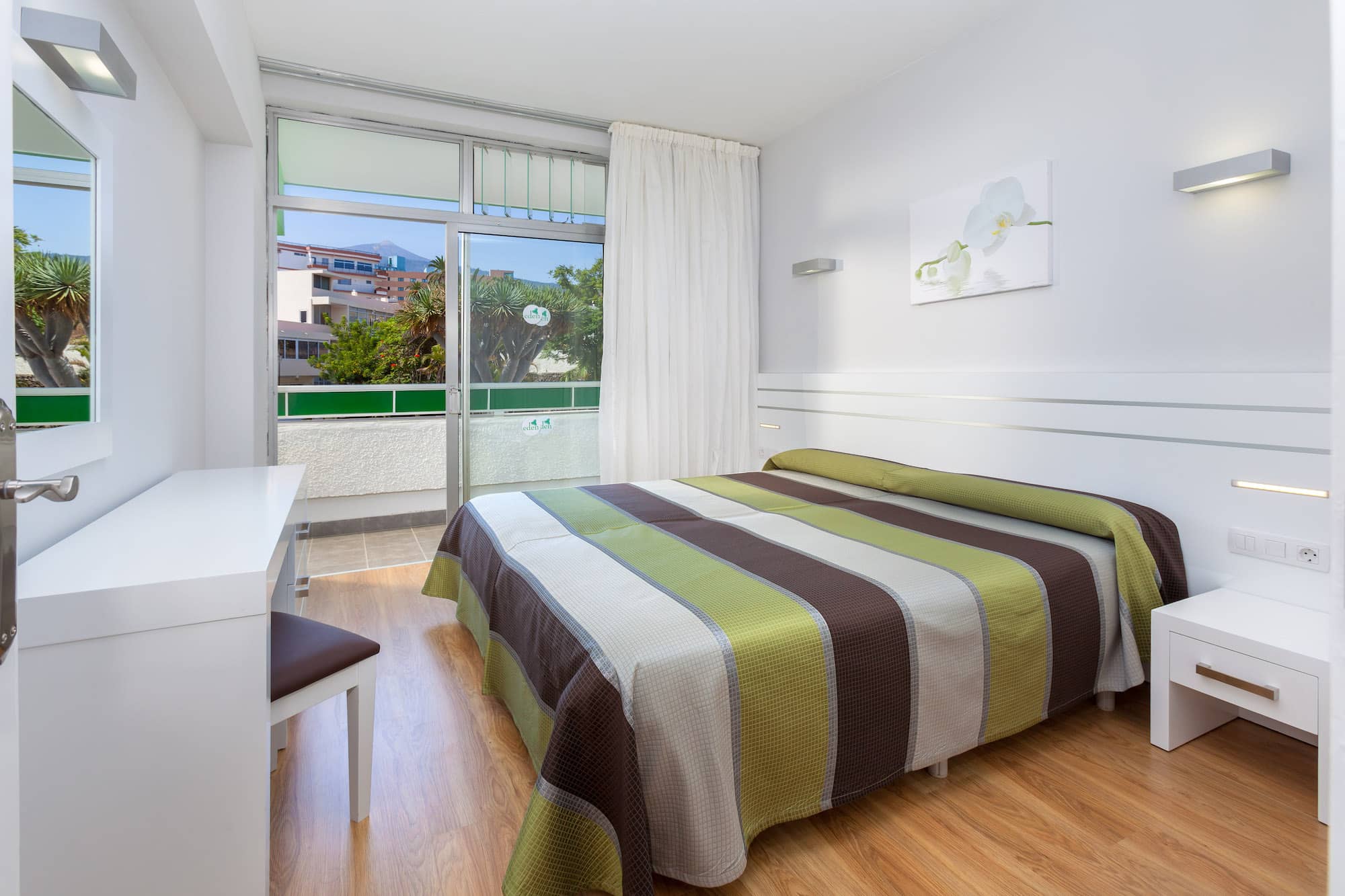 Apartment Separate Bedroom And Studio Comunicating Balcony Or Terrace 4