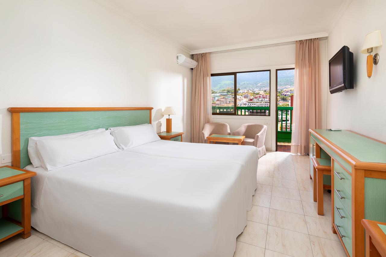 Double Room 2