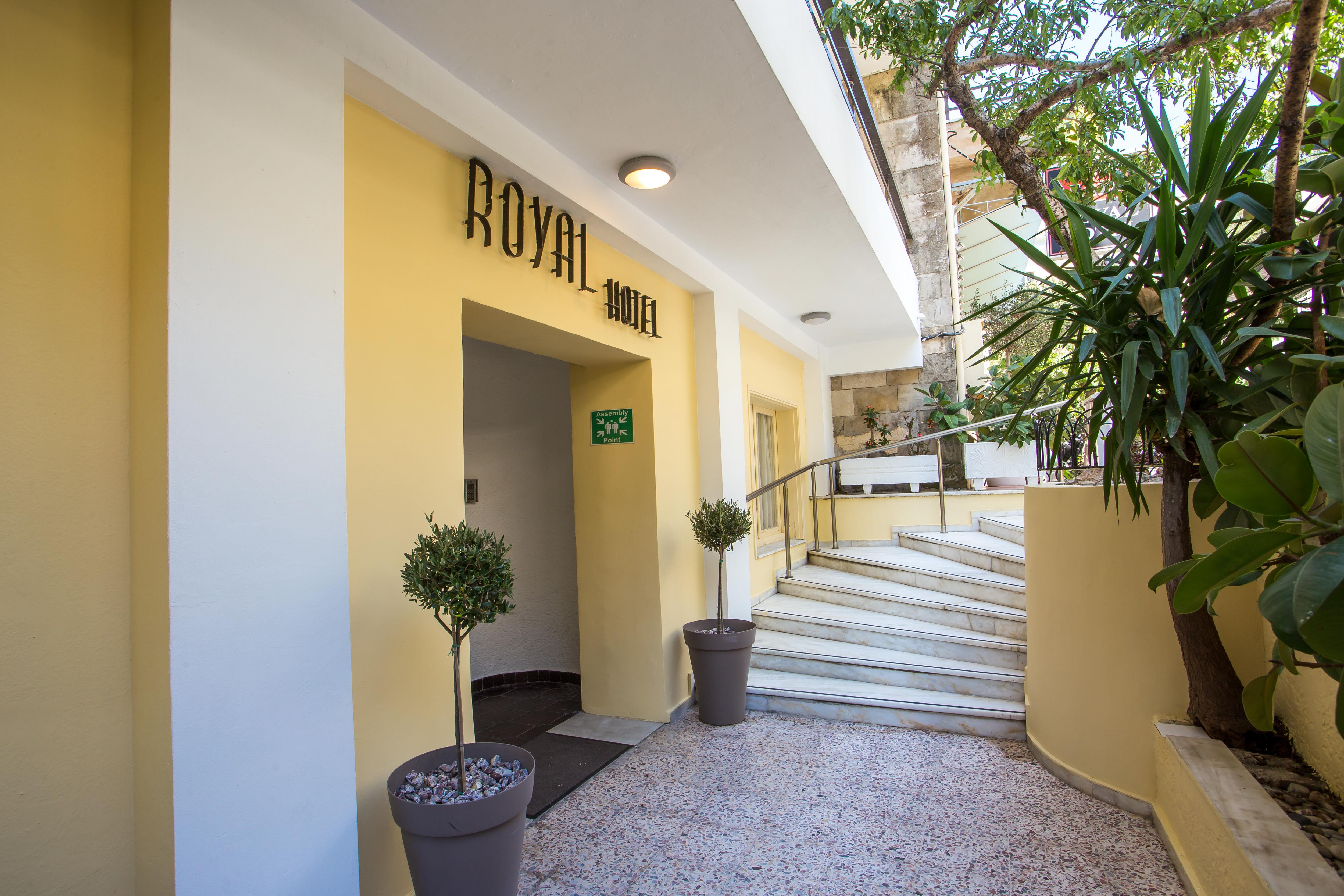 Royal Apart Hotel