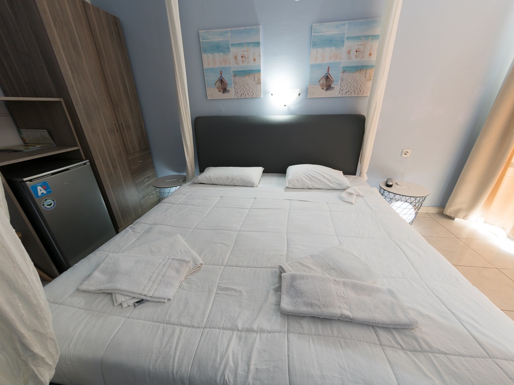 Superior Grey Room With Balcony 1