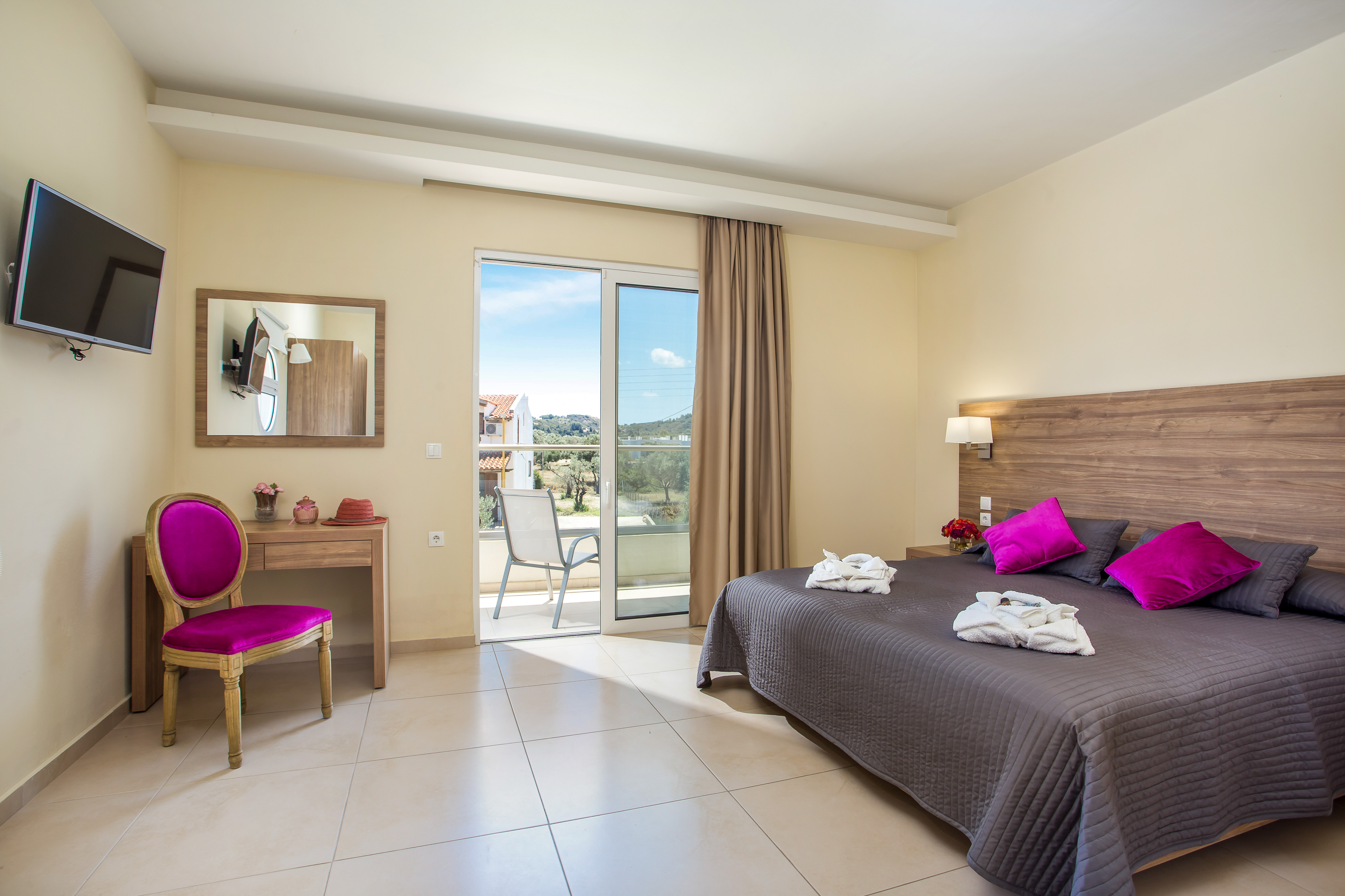Premium Double Room with Balcony 1