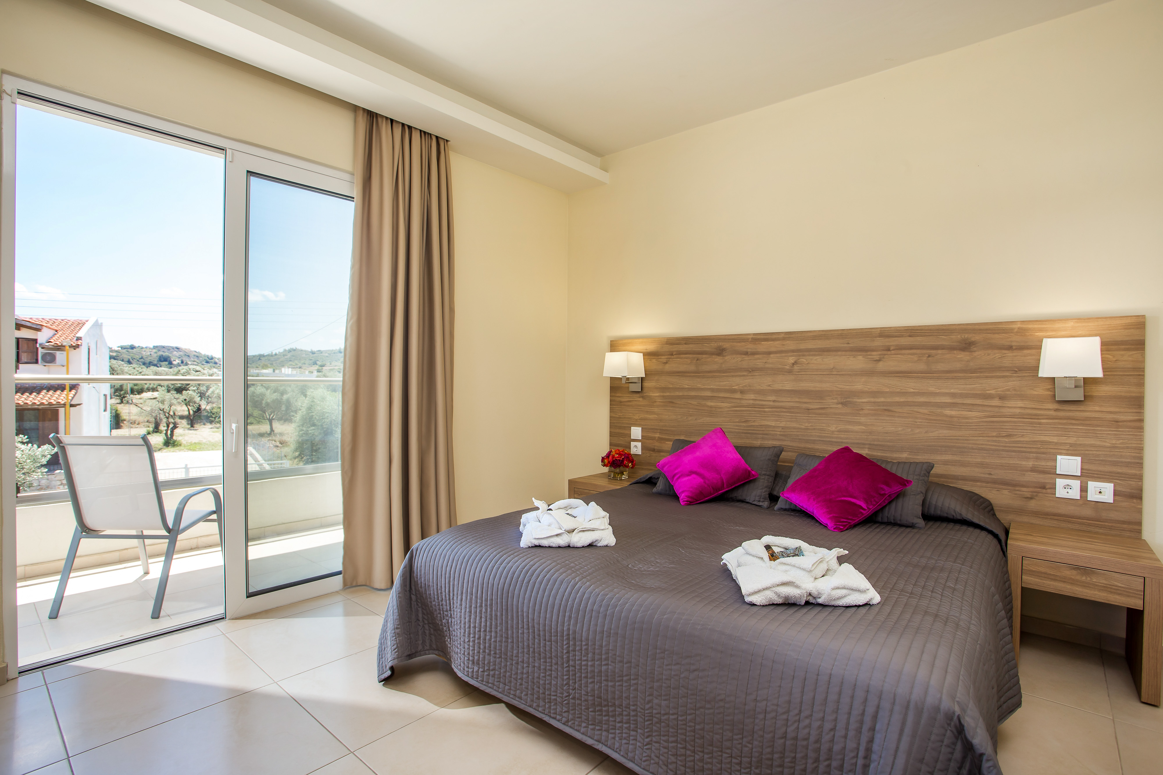 Premium Double Room with Balcony 2