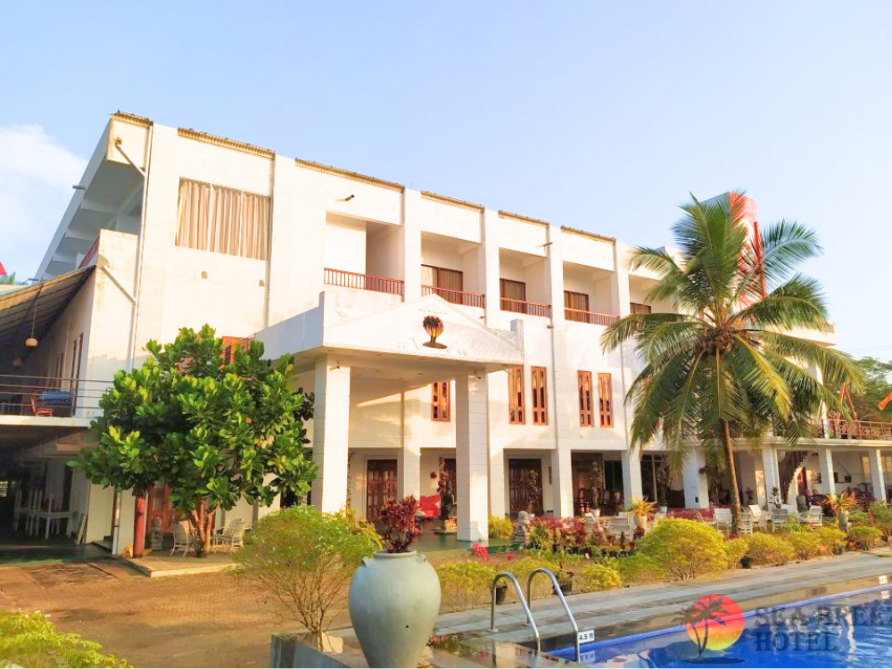 Sea Breeze Hotel