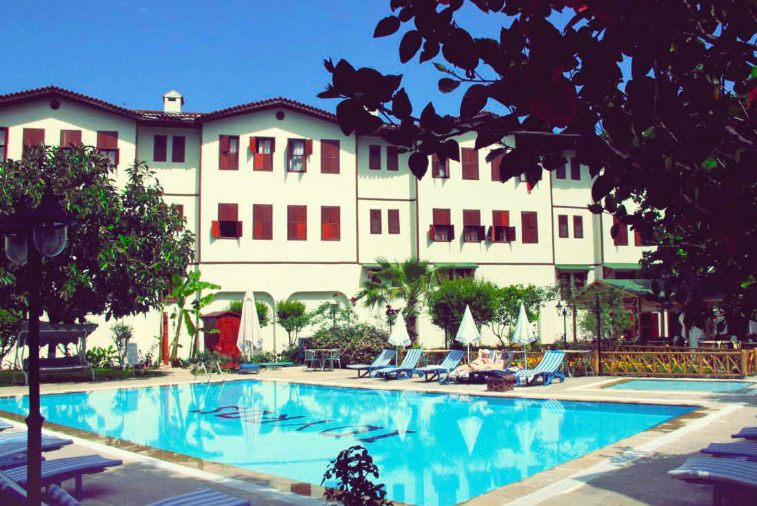 Idyros Hotel