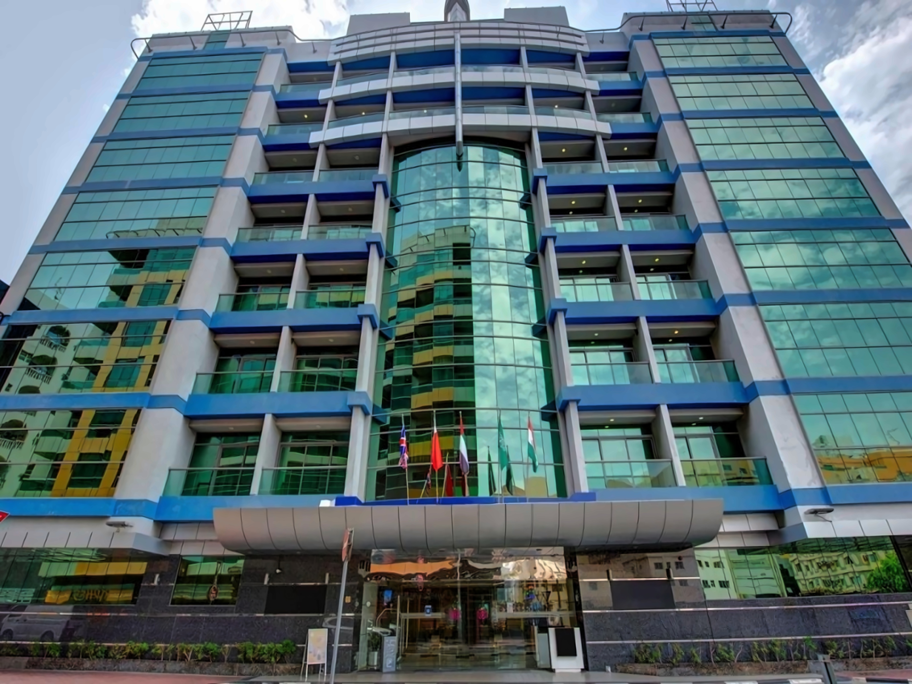 Howard Johnson Plaza by Wyndham Dubai Deira