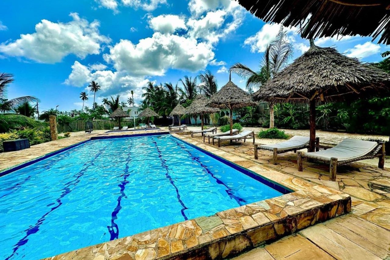 Mambo Ocean Resort