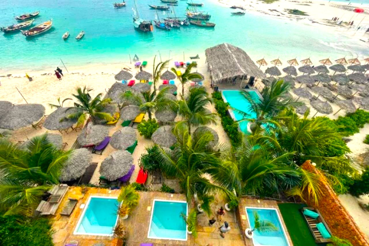 Sun Sea Bar (Adults Only 12+)