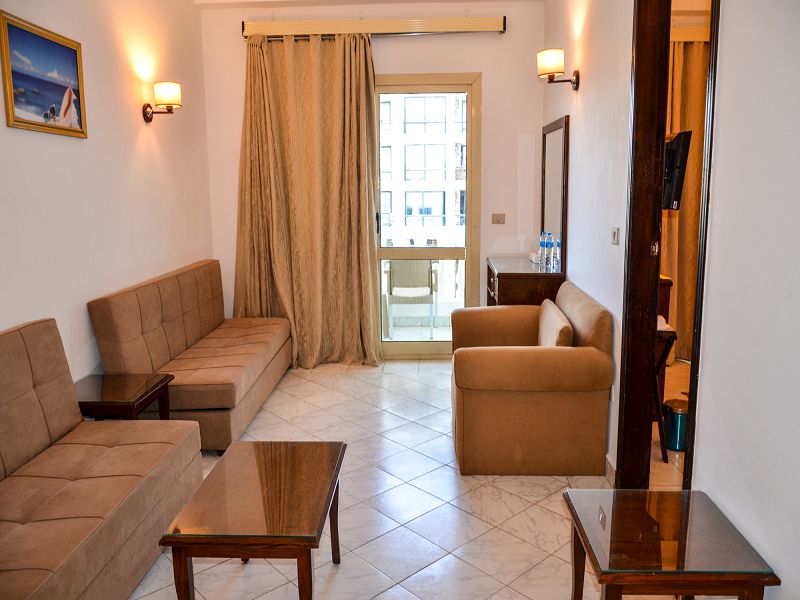 Family Room 3