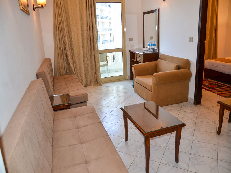 Family Room 1