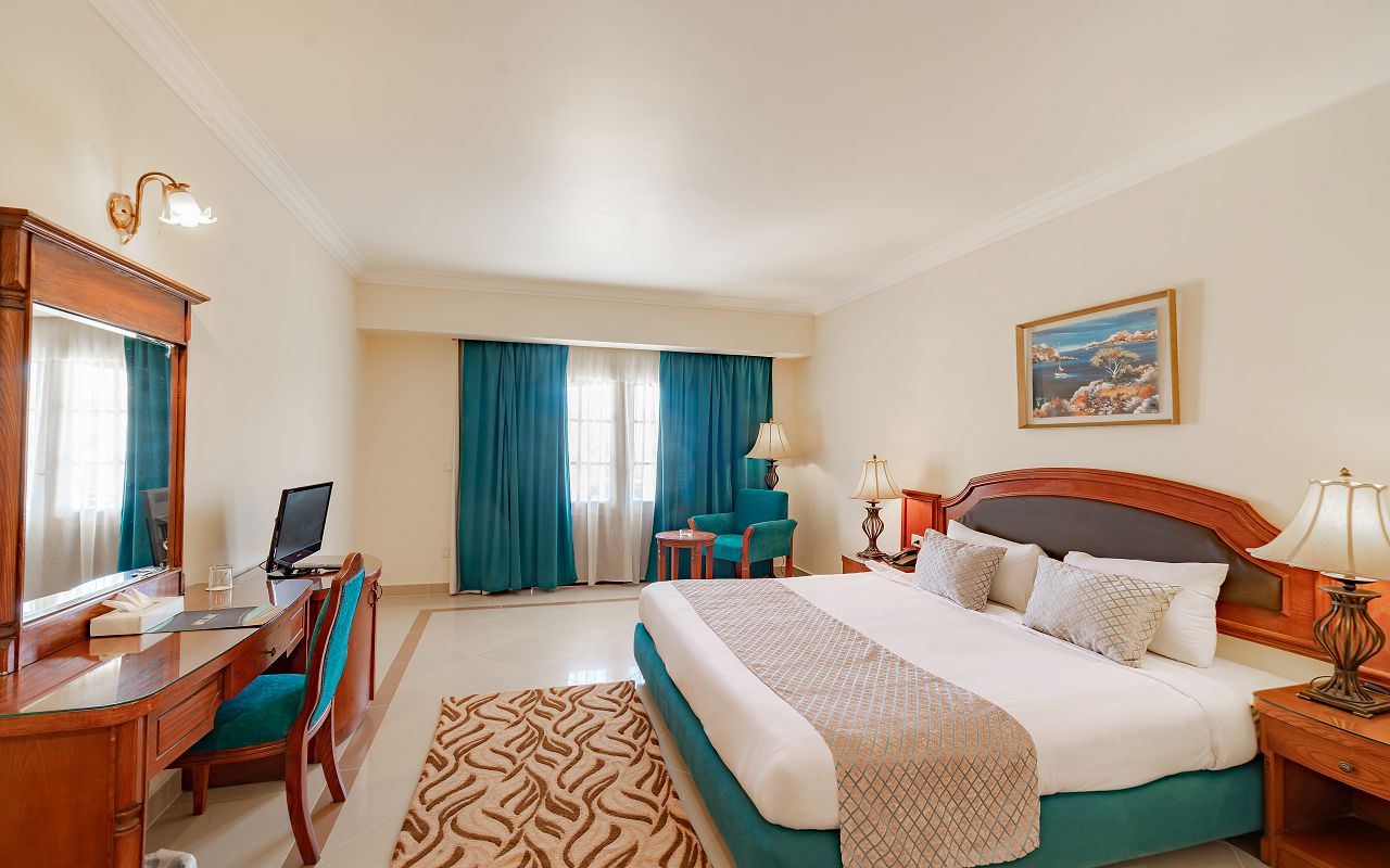 Standard Room Front Sea View 4