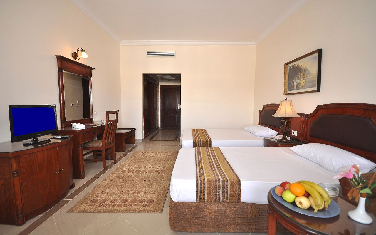 Family Room 1