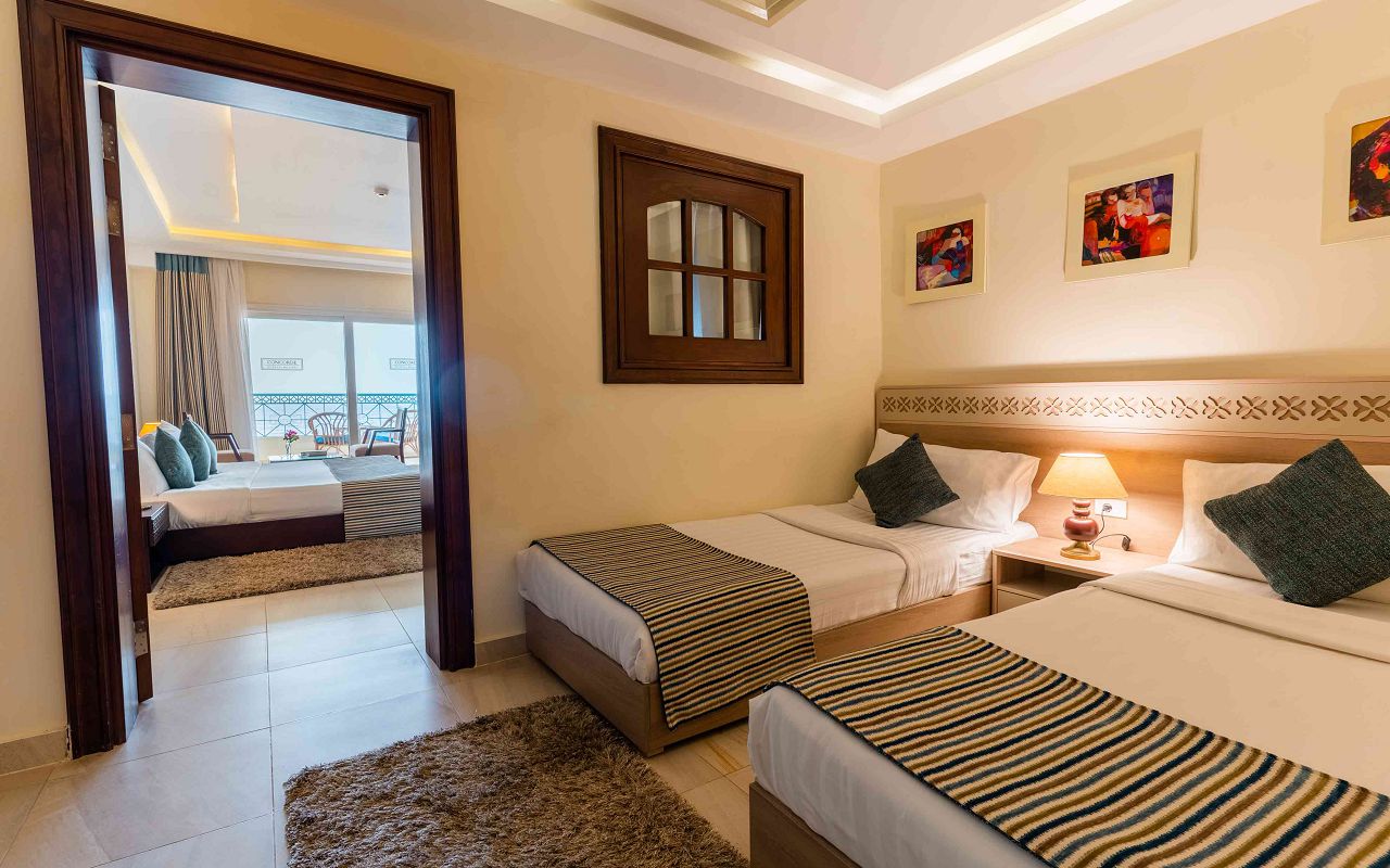Family Room Sea View 2