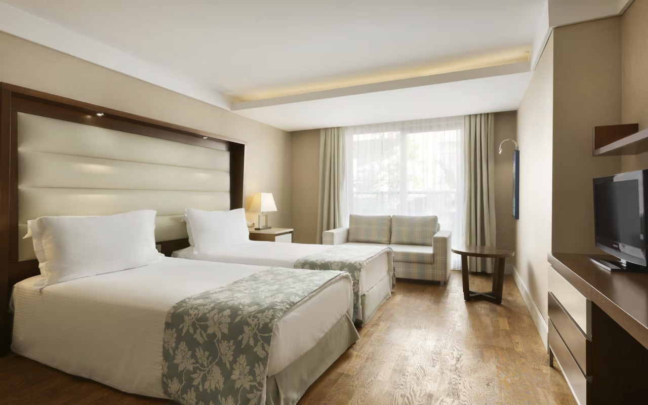 Economy Room 1