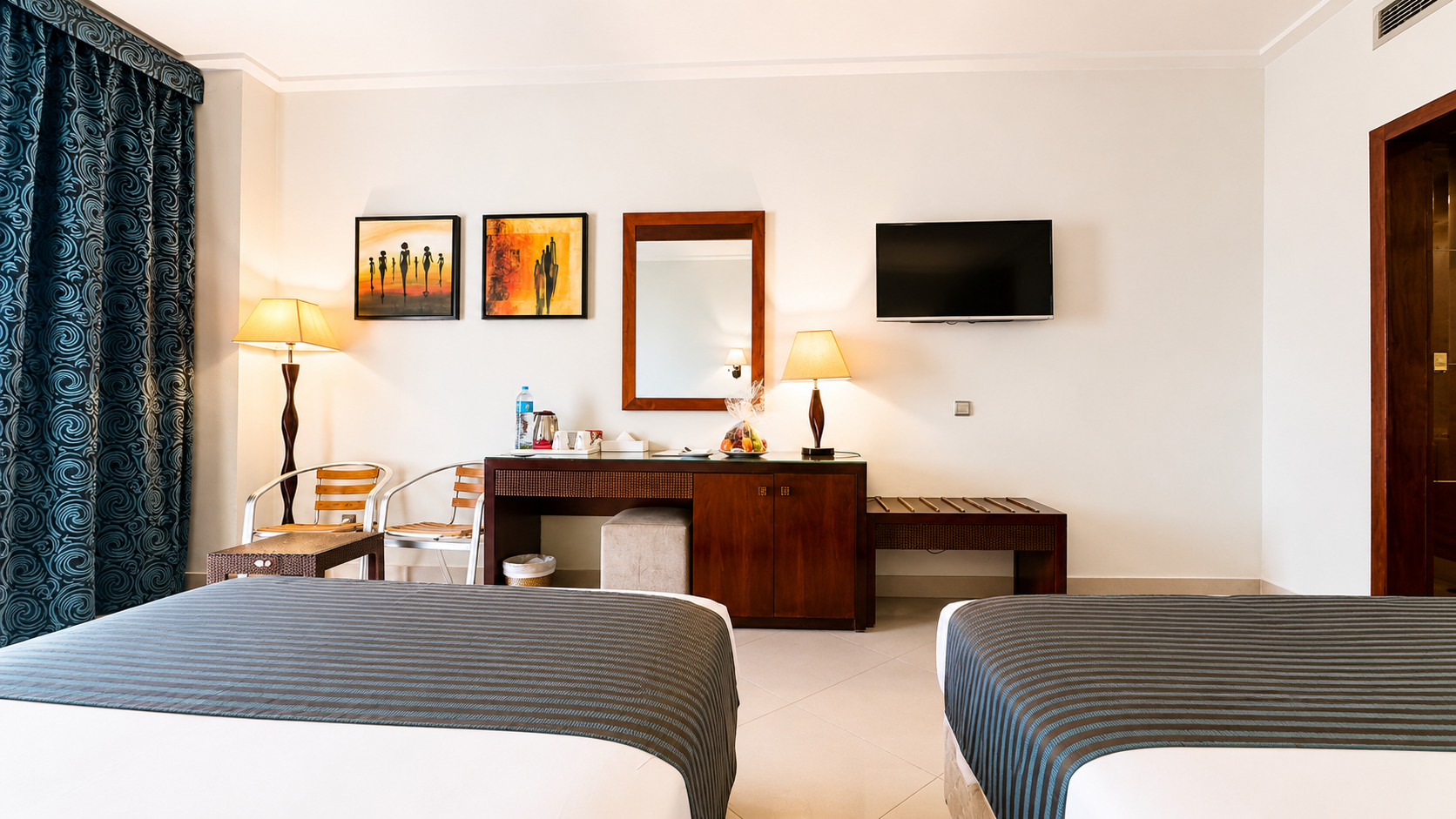 Deluxe Room 1