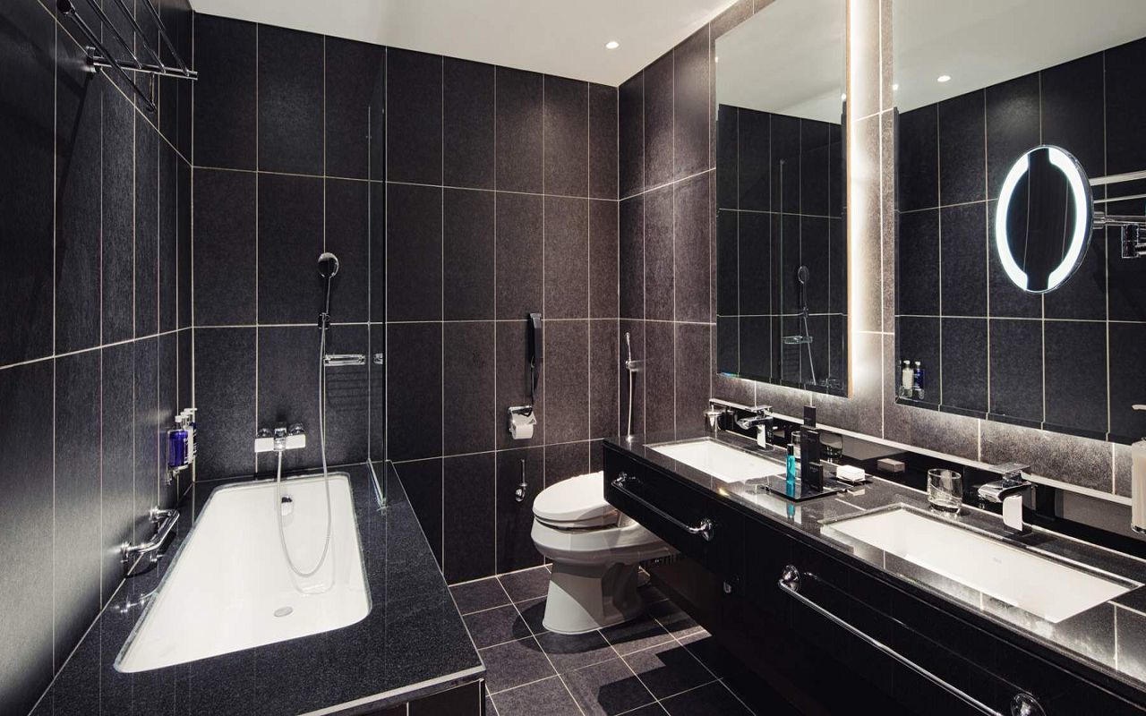 Superior Suite 4