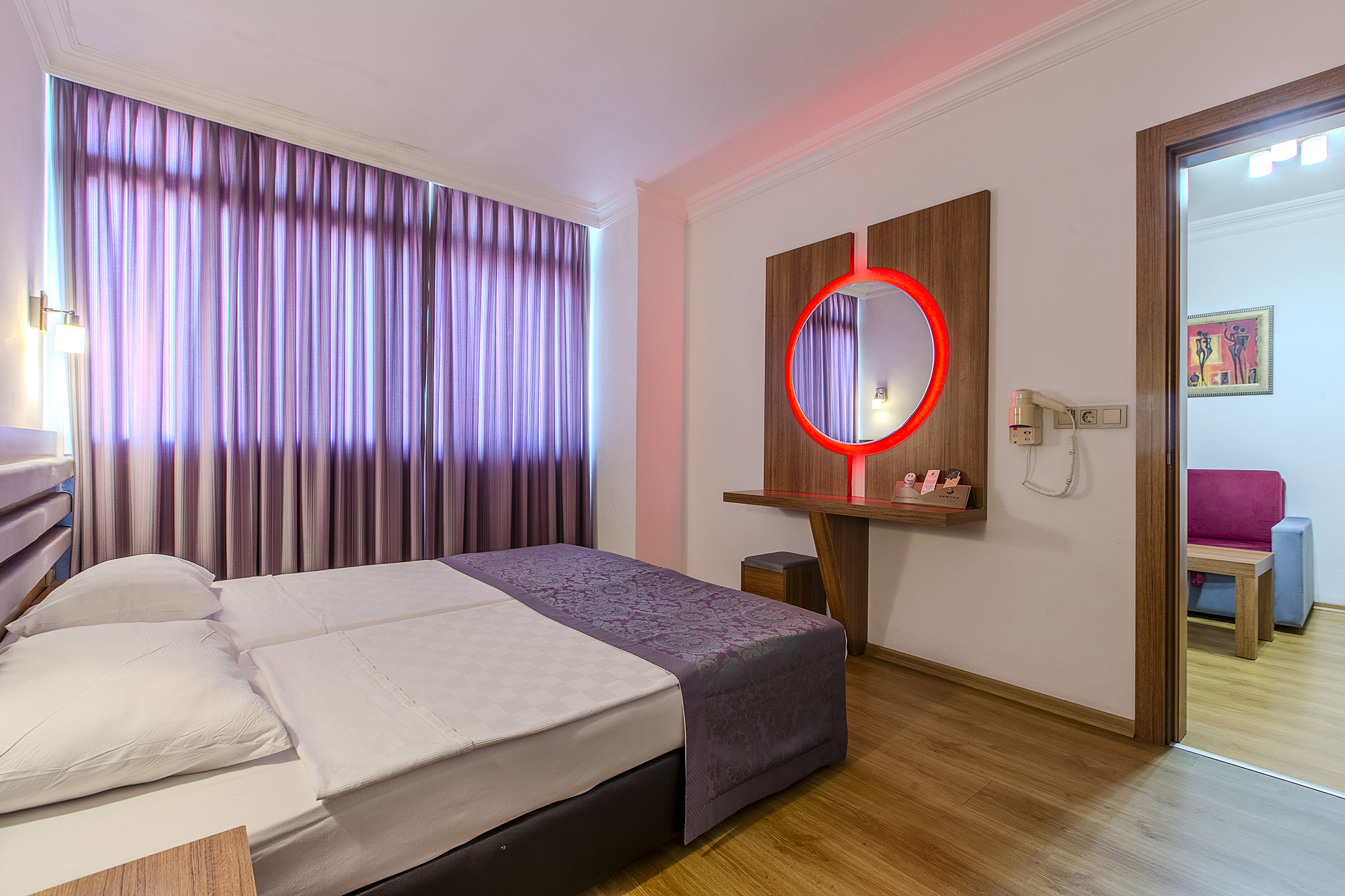 Suite Room 4