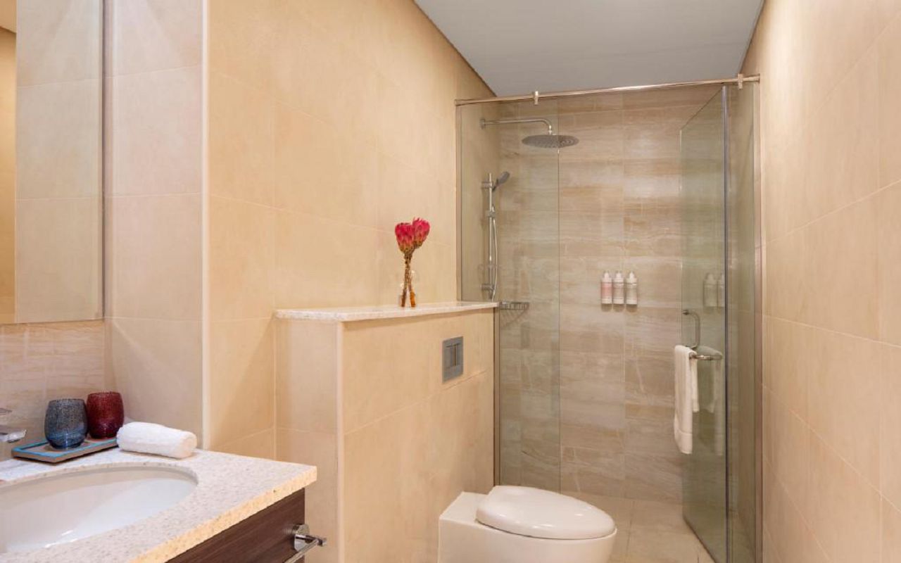 2 Bedroom Apartment Sea View 4