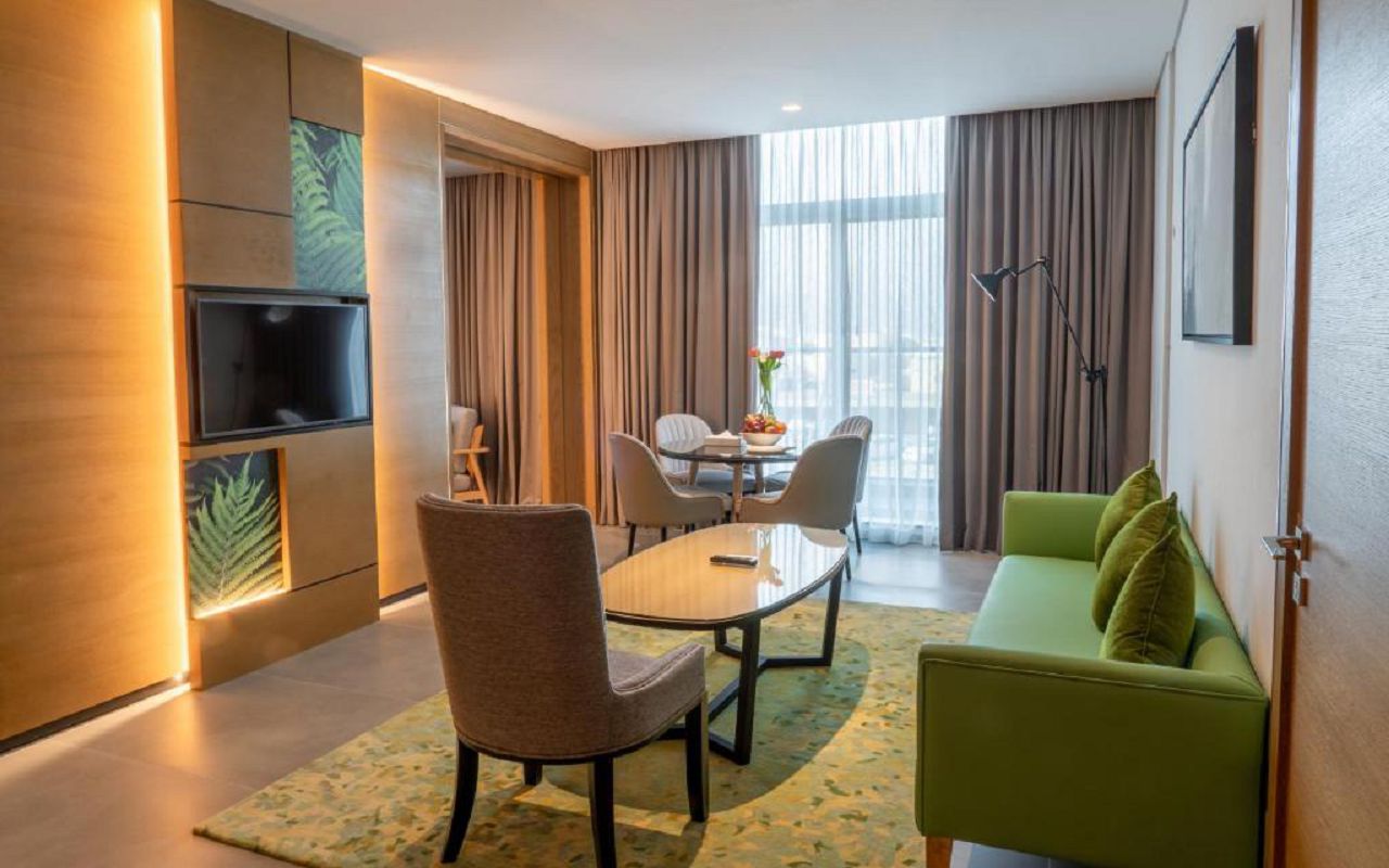 Courtyard Suite 2