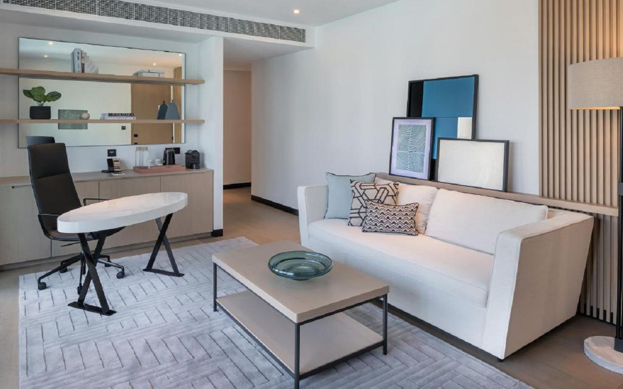 Deluxe Marina Suite 4