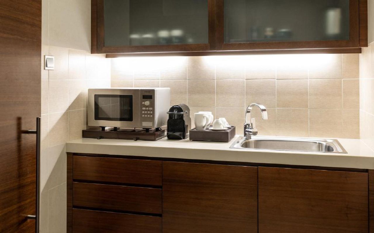 Executive Suite 3