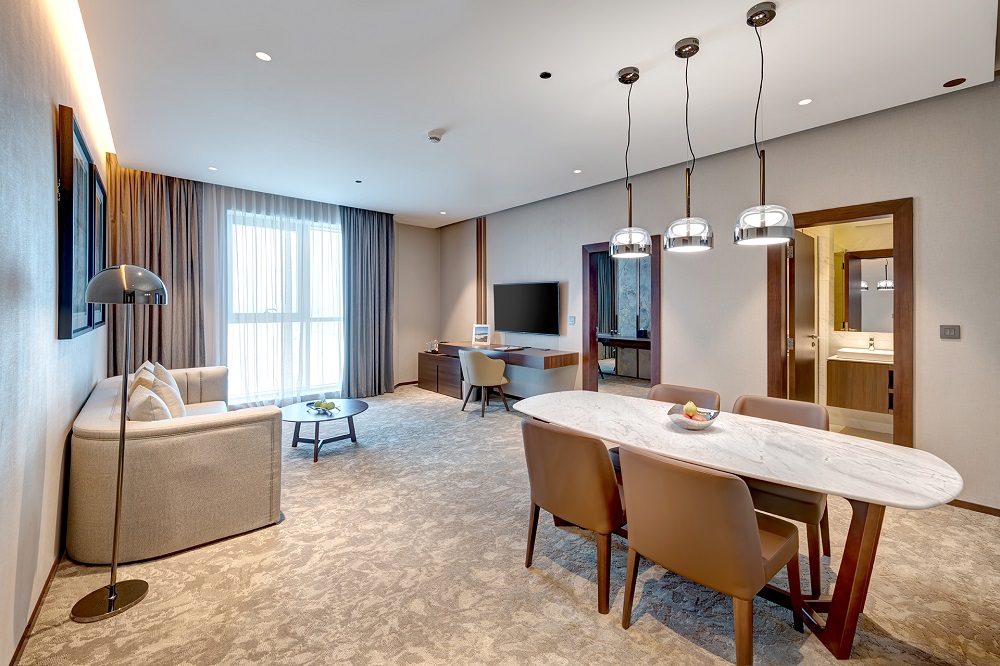 Deluxe Suite 2