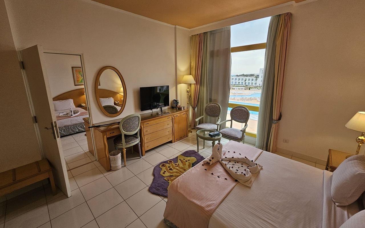 Standard Garden View Room 2