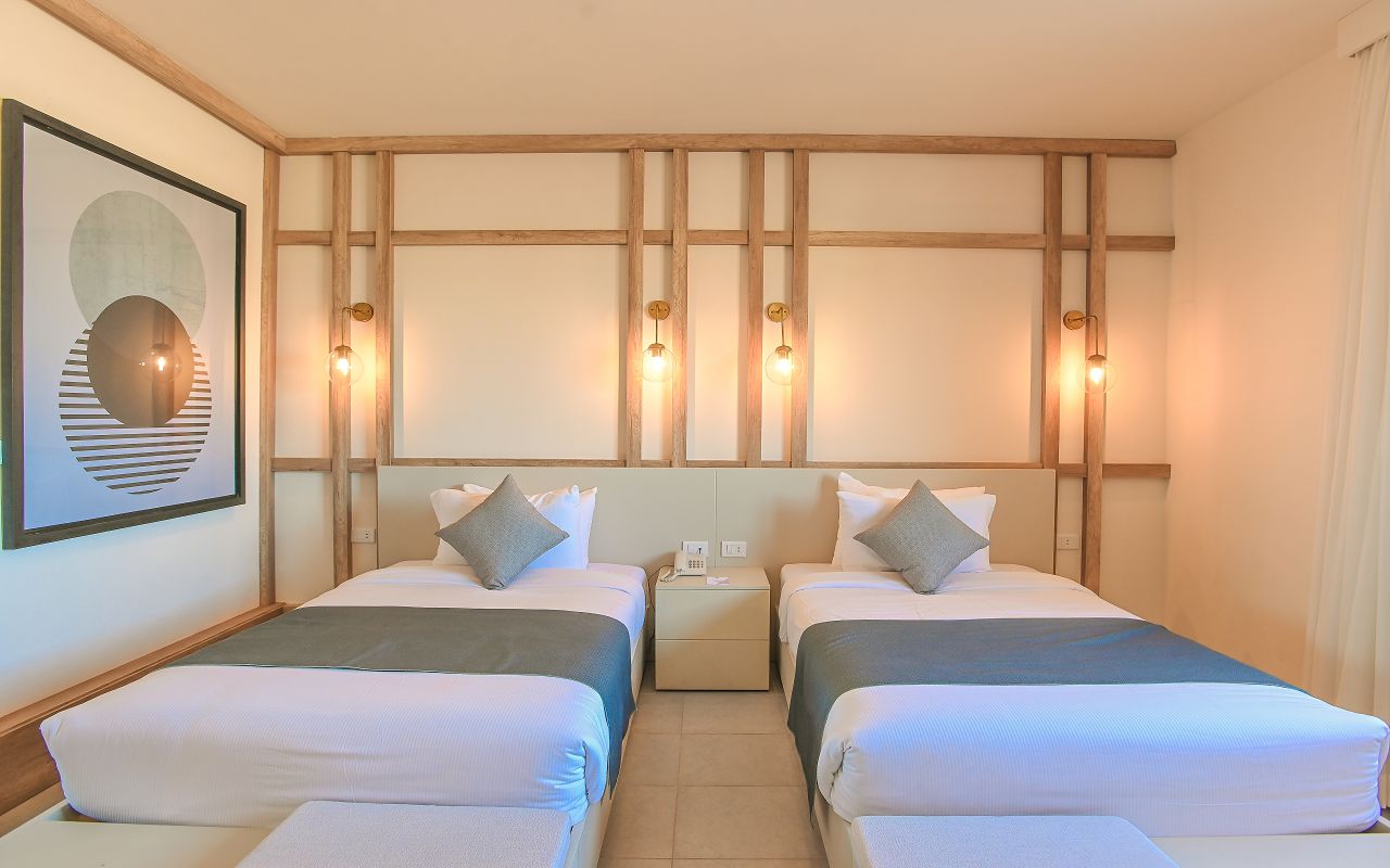 Deluxe Sea View Room 2