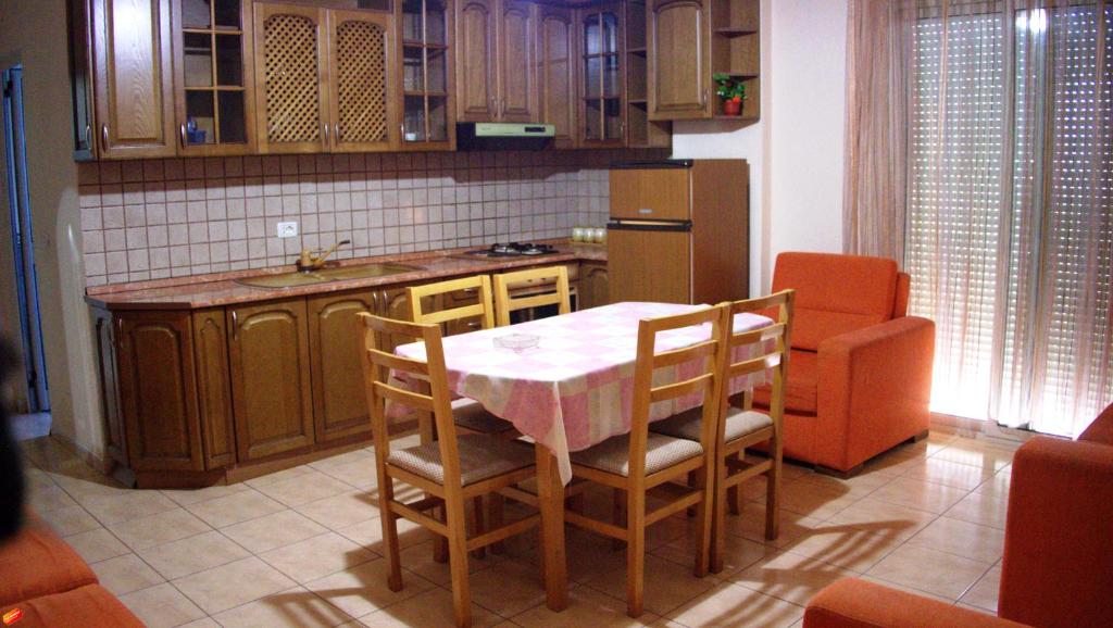 One-Bedroom Apartment 2