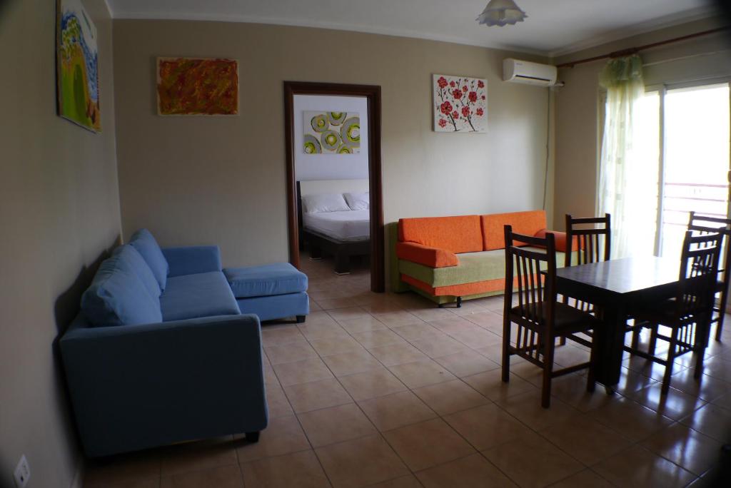 One-Bedroom Apartment 1
