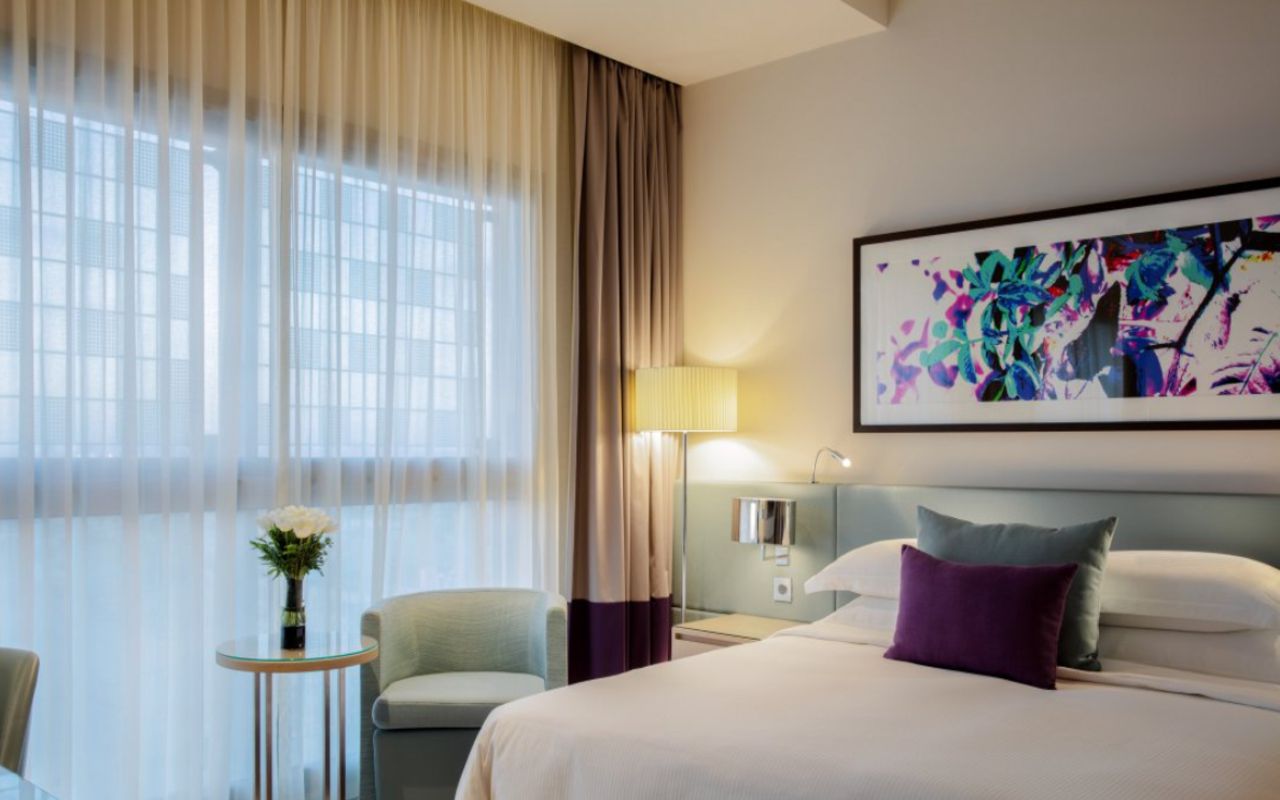 One bedroom suite 4