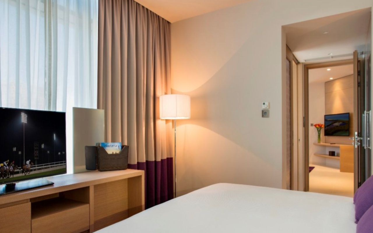 Spacious one bedroom suite 4