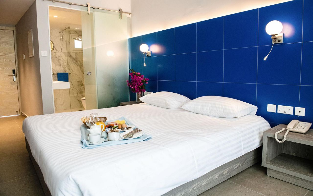 Twin Room Inland View 1