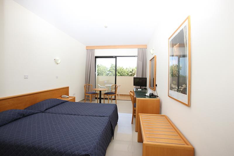 Twin Room Pool View 1