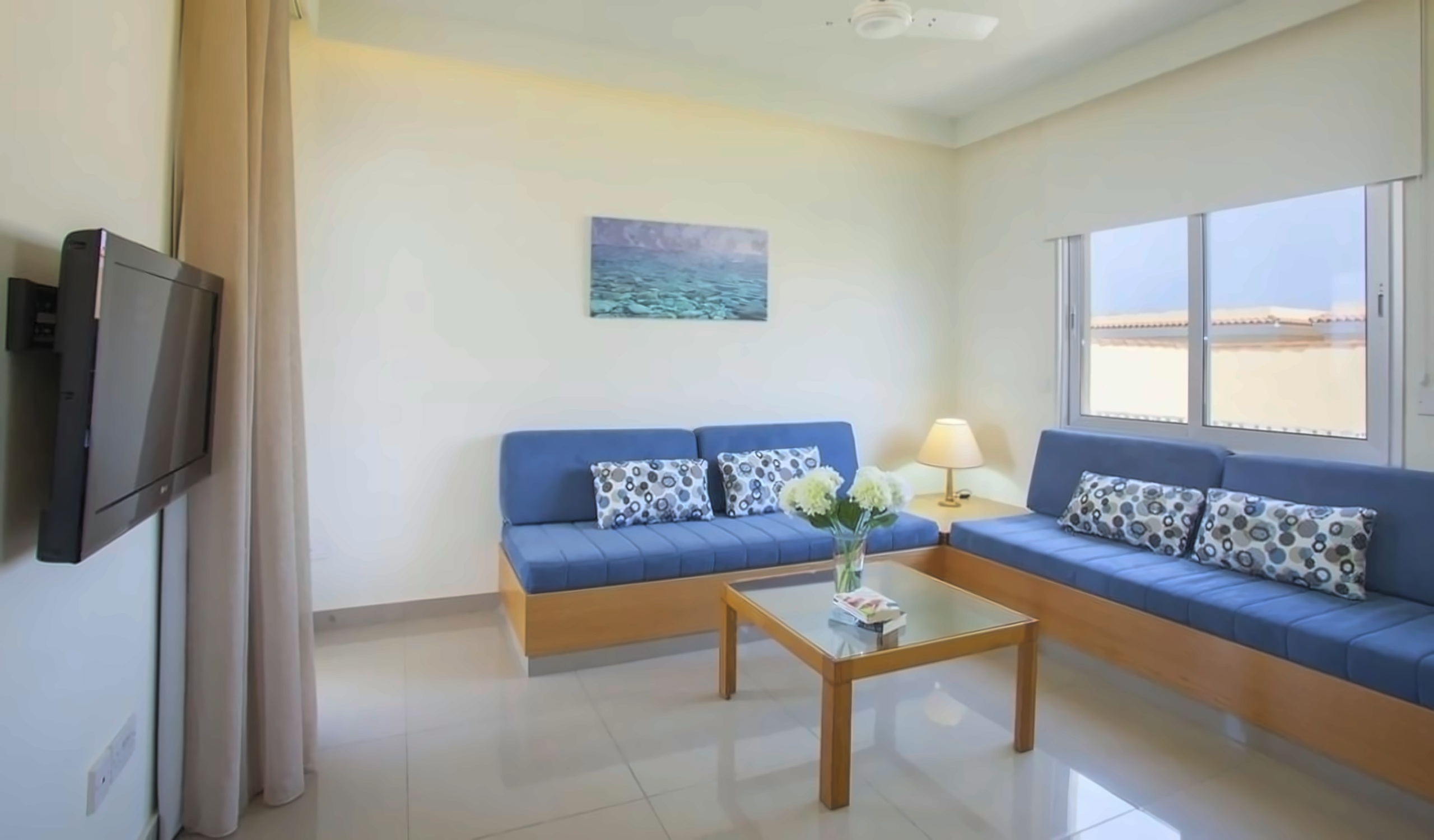 One-Bedroom Suite with Garden View (2 Adults + 1 Child) 4