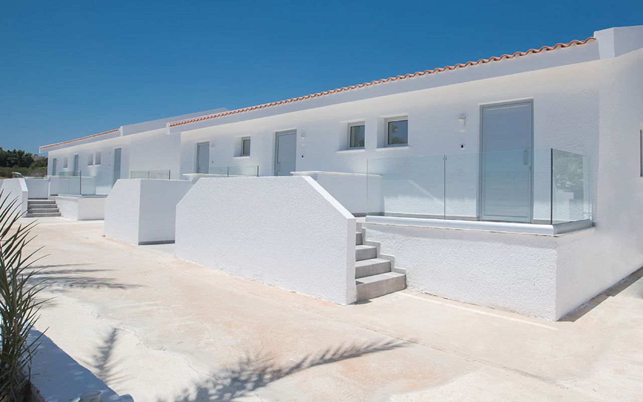 Bungalow Pool View 1