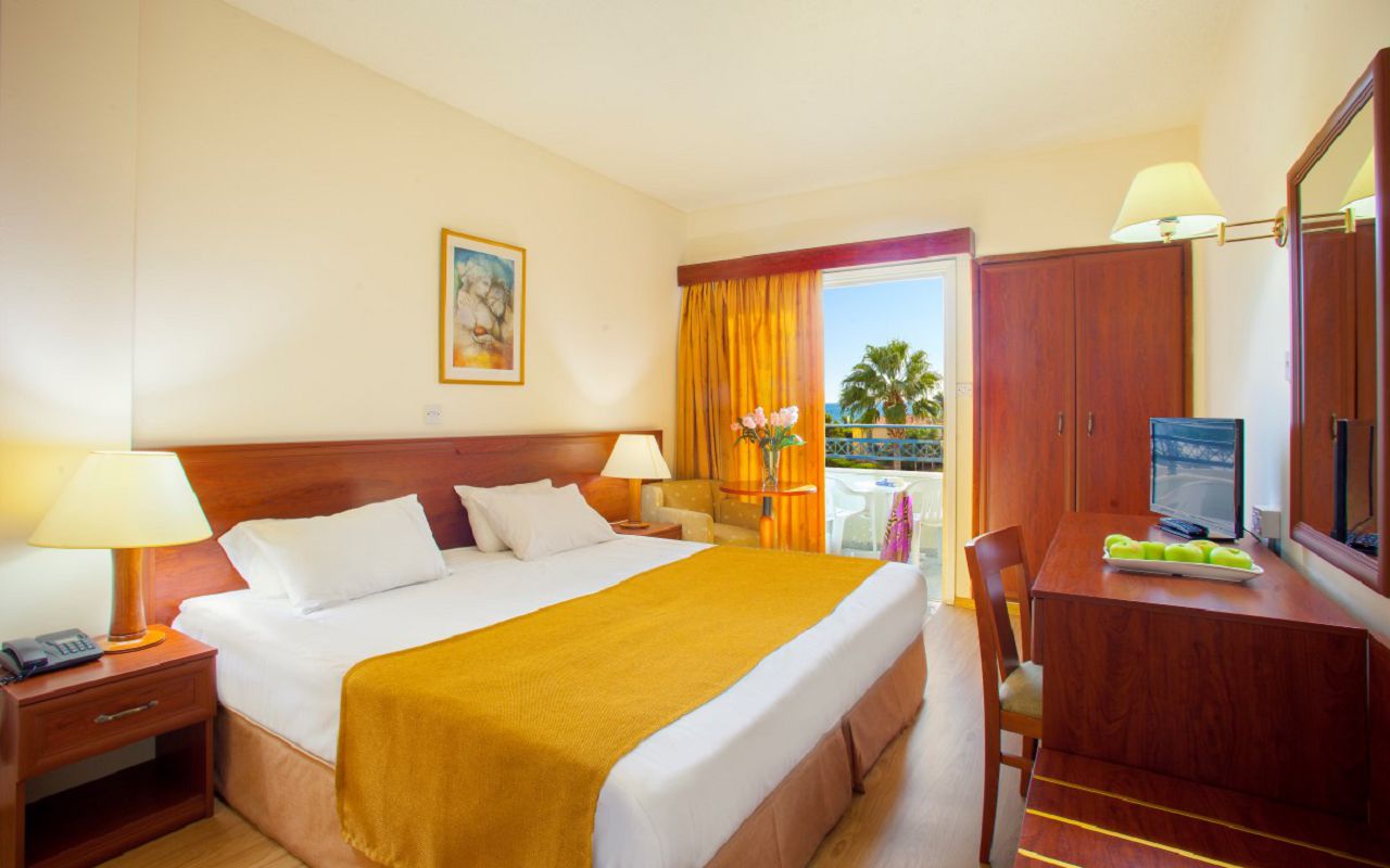 Twin Room Side Sea View 1