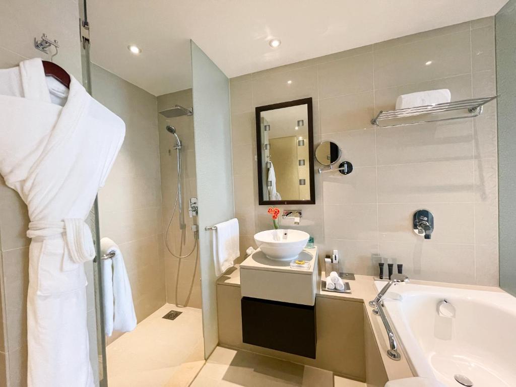 Deluxe Room 3