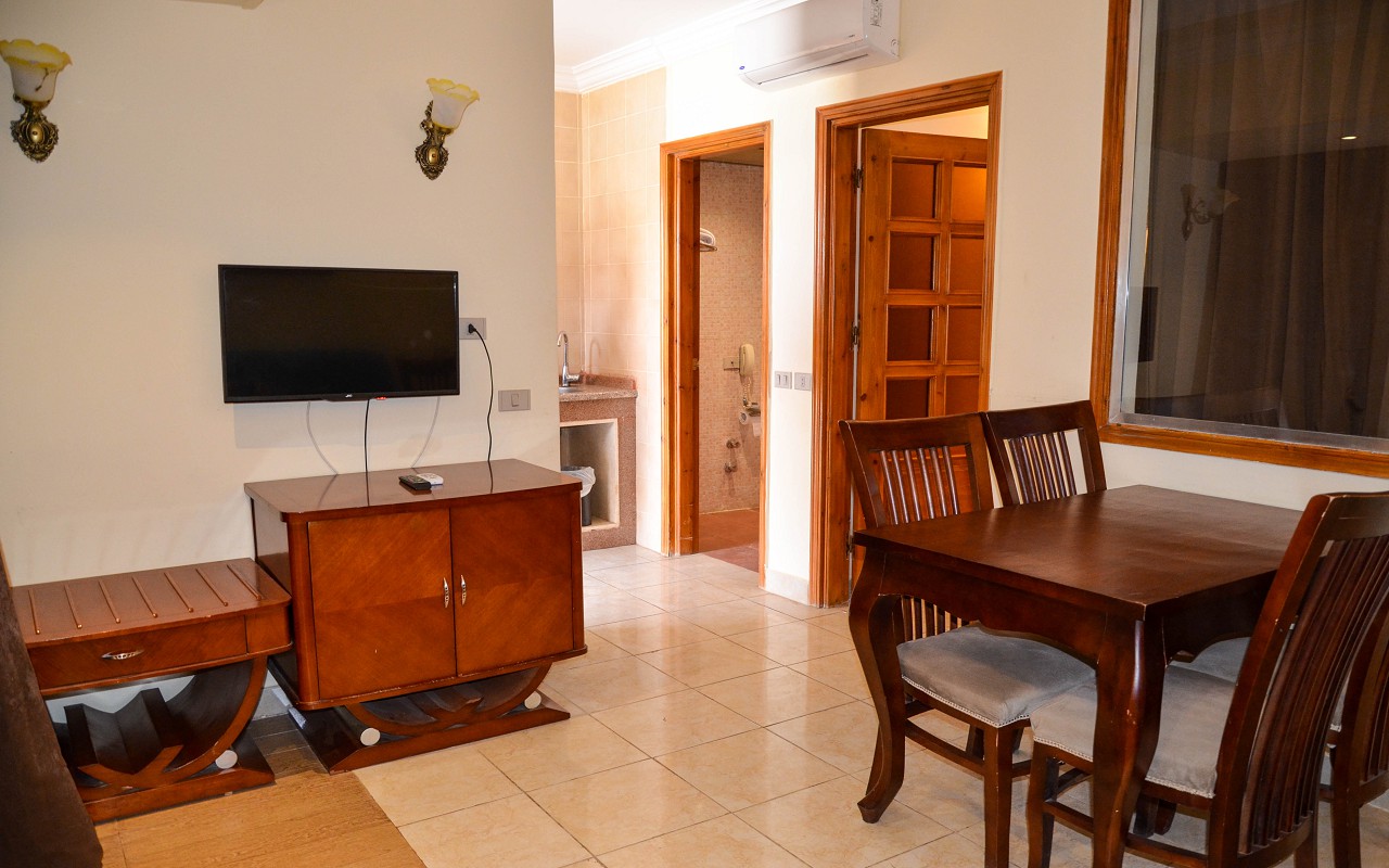 Junior Suite Pool View 1