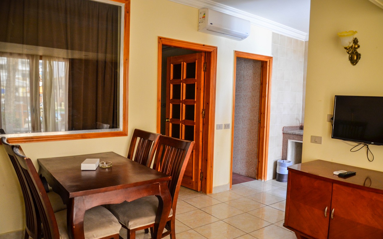 Junior Suite Pool View 3