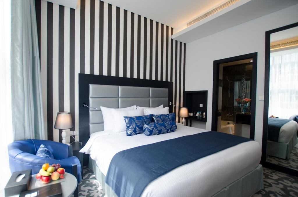 Premium Room 1