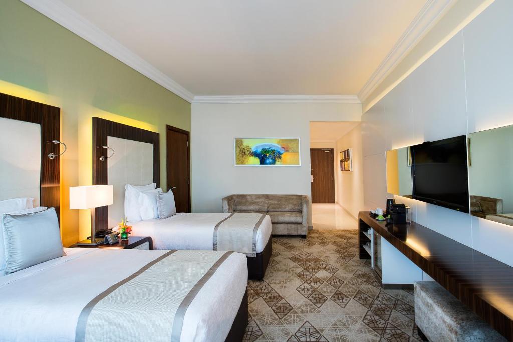 Deluxe Room 1