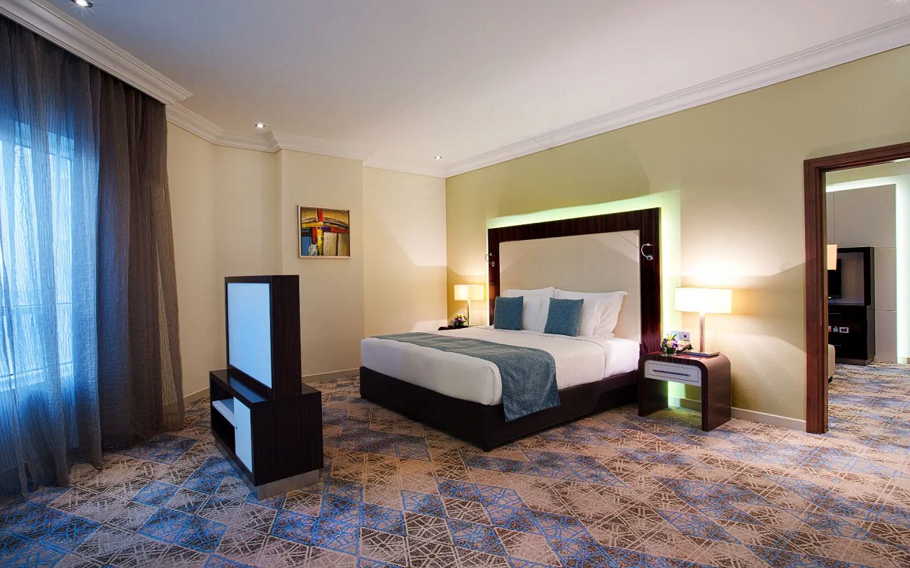 Elite One Bedroom Suite 1