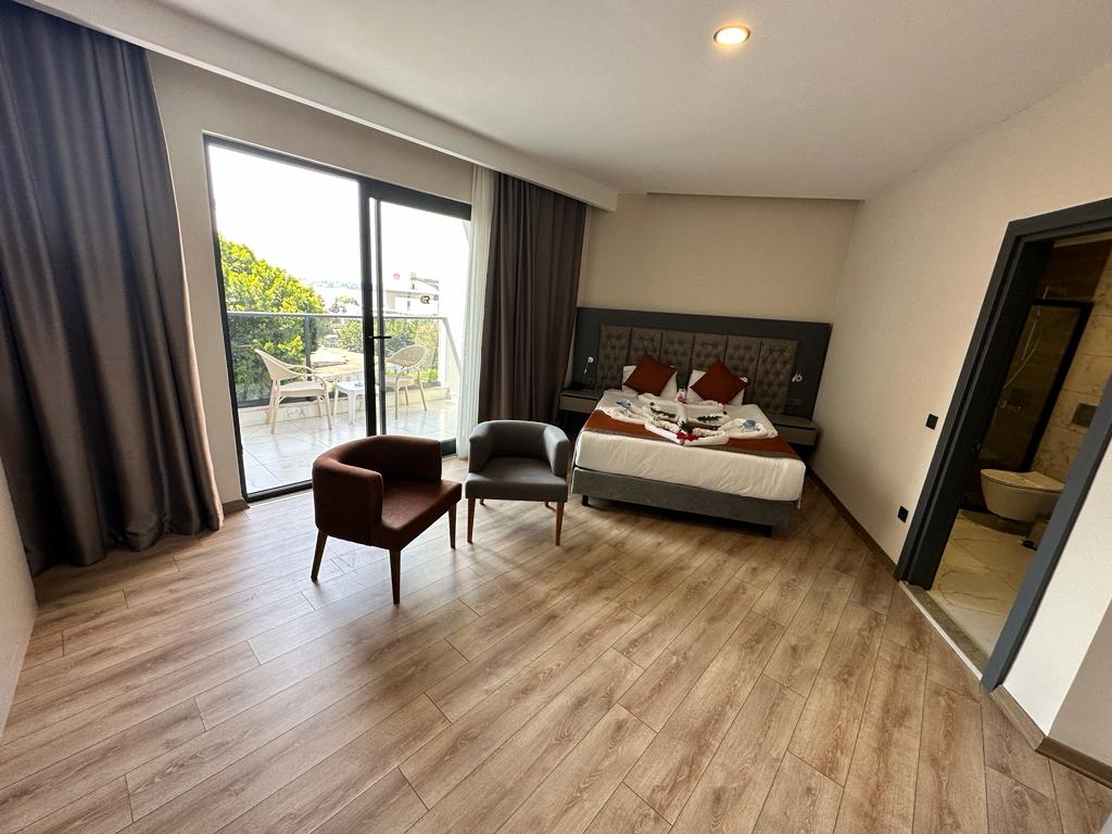 Suite Room 2