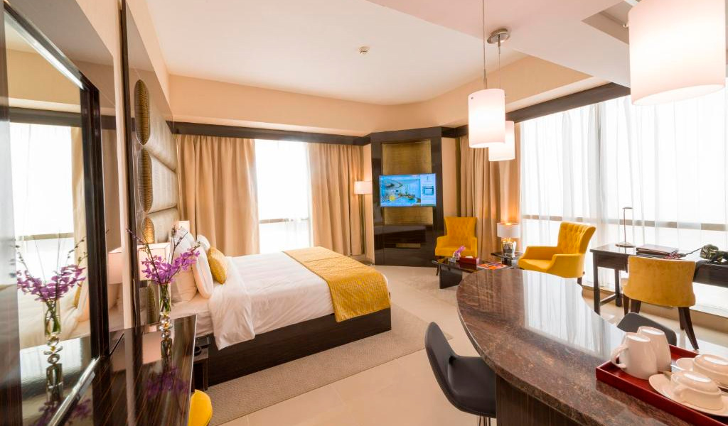 Deluxe Room 1