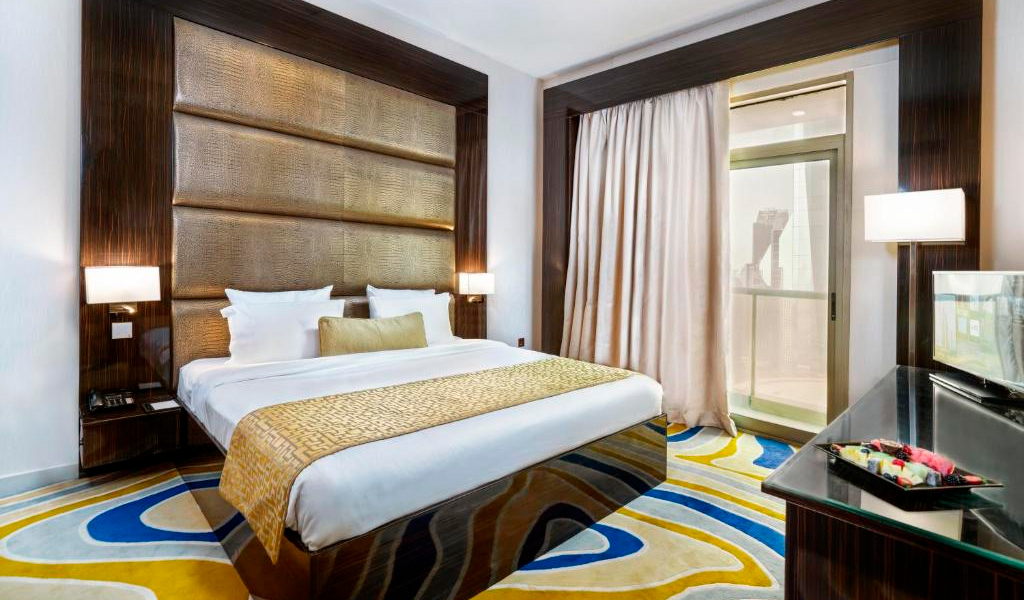 One Bedroom Premium Suite 2