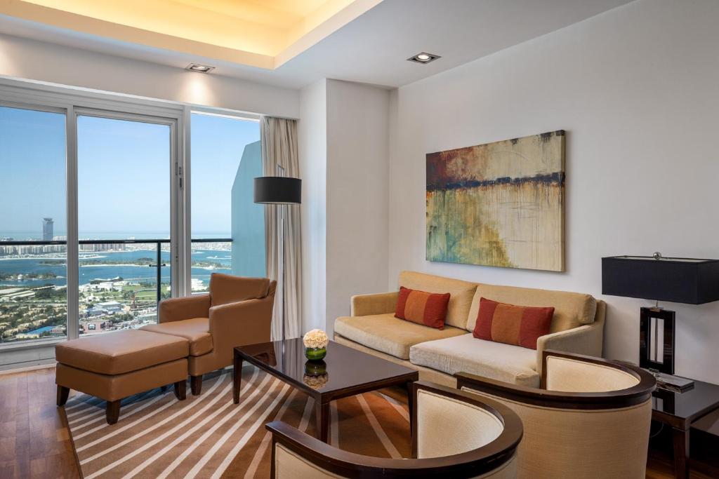 Premier 1 Bedroom Sea View Apartment 2