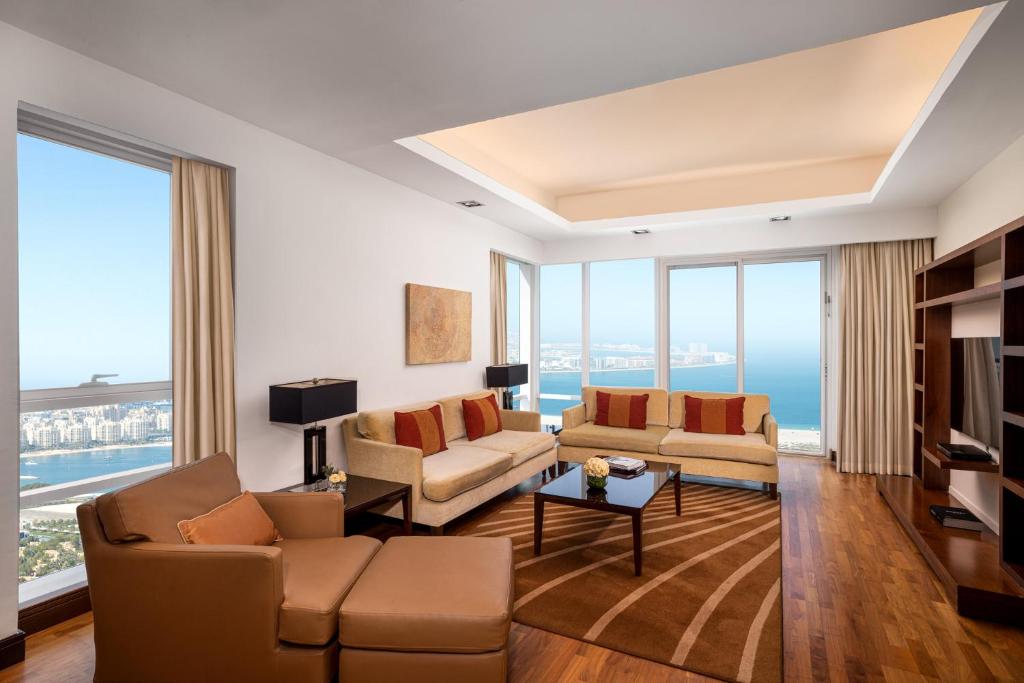 Premier 2 Bedroom Sea View Apartment 2