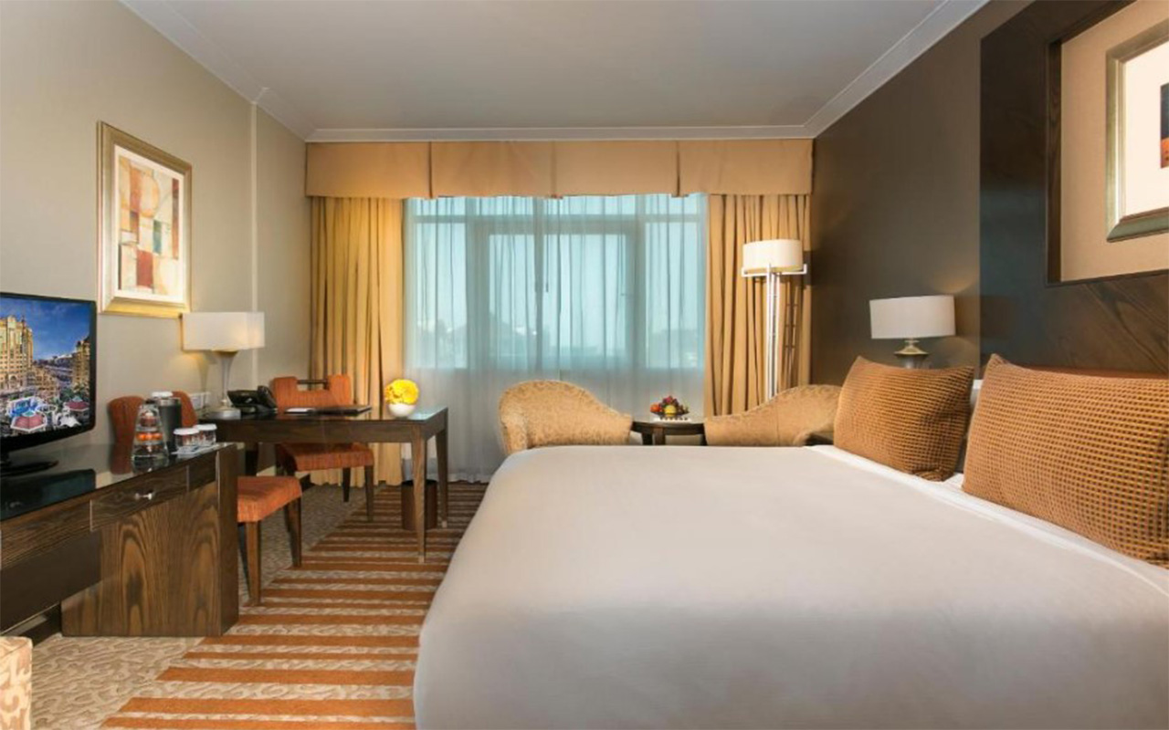 Deluxe Room, Swiss Executive 1