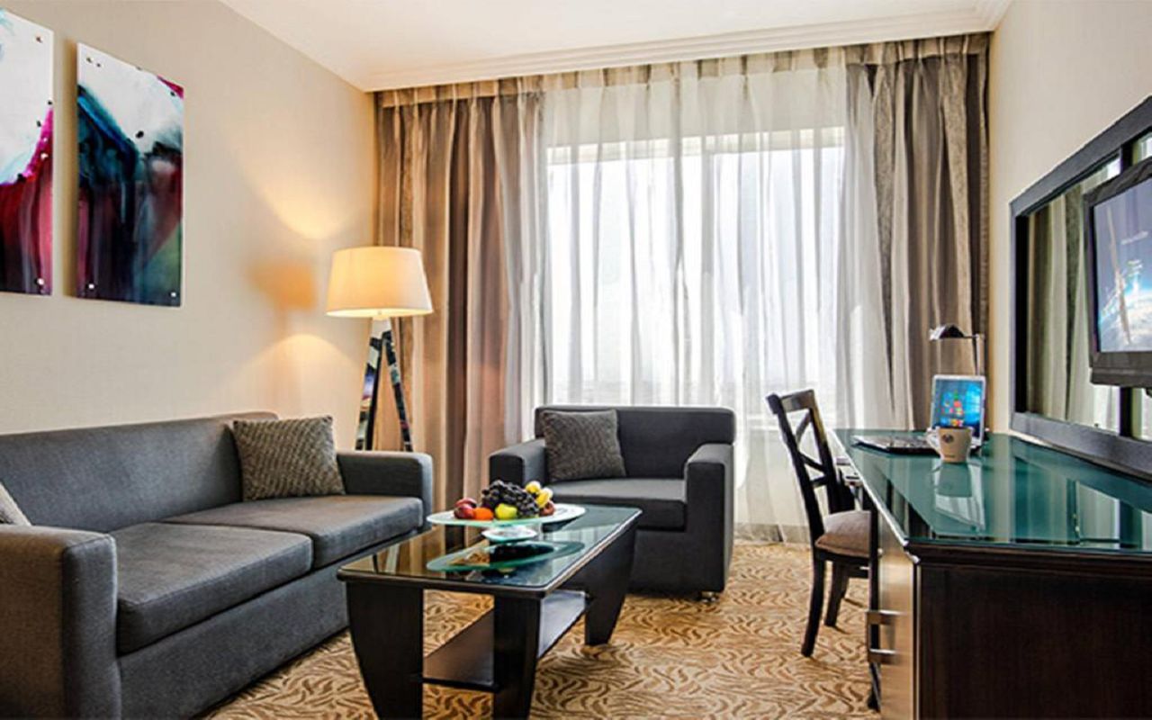 1 Bedroom Suite 2